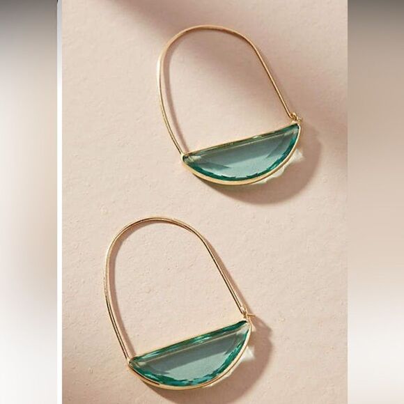 Anthropologie Jewelry - Green crystal earrings #550 